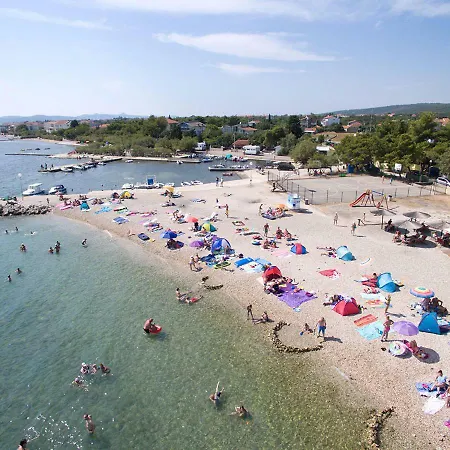 Apartman Borna&dora Appartamento Sukošan
